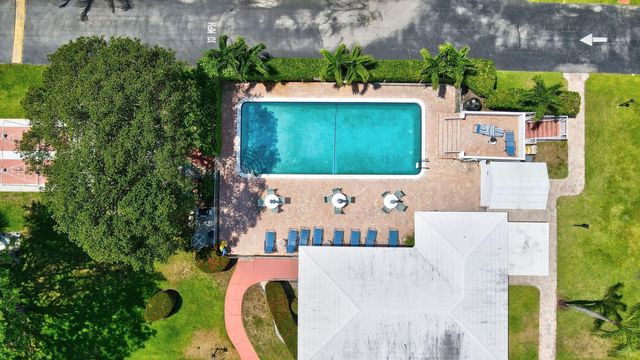 25 SE 13th Street C5, Boca Raton, FL 33432