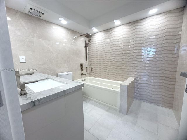 230 174th Street 1015, Sunny Isles Beach, FL 33160