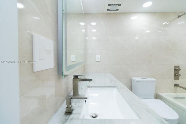 230 174th Street 1015, Sunny Isles Beach, FL 33160