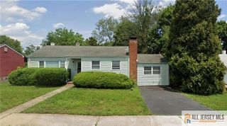 8 Hillside Avenue, Jamesburg, NJ 08831
