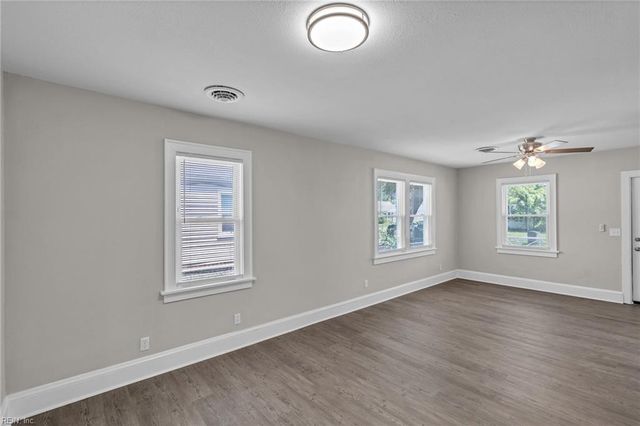 4846 Norvella Ave AVE, Norfolk, VA 23513