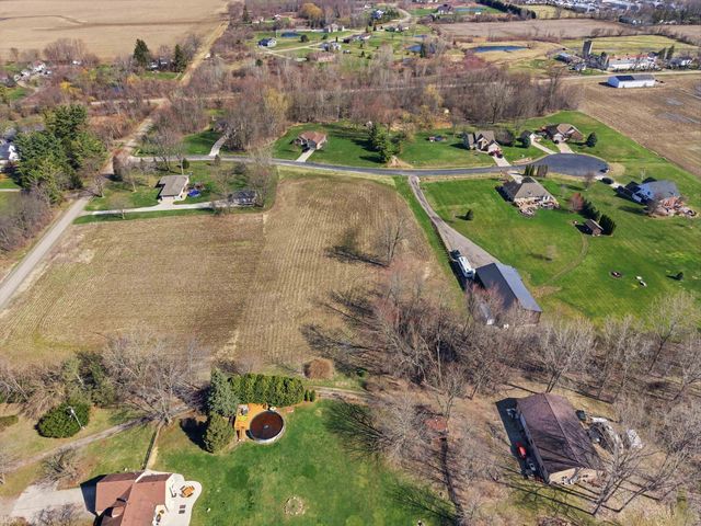 7036 Rea Vl Lane, Almont, MI 48003
