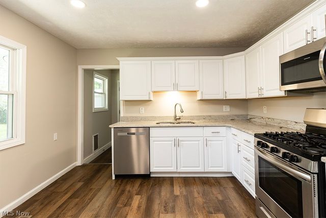 133 Coronado Court, Elyria, OH 44035
