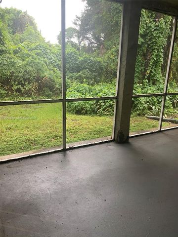 2420 NW 33rd St 1004, Oakland Park, FL 33309