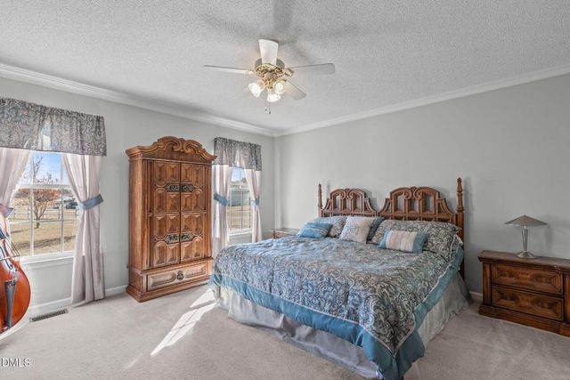 46 Budd Godwin Lane, Dunn, NC 28334