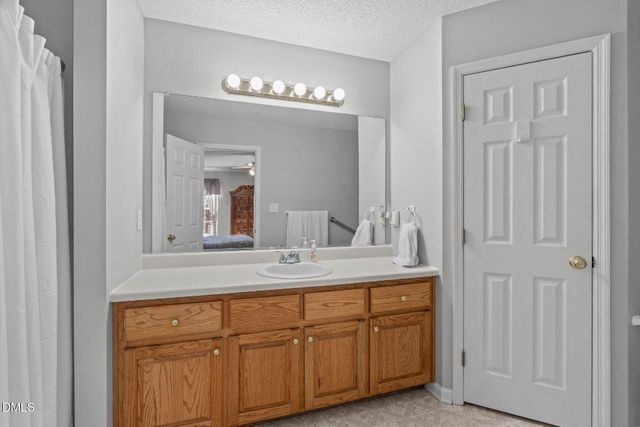 46 Budd Godwin Lane, Dunn, NC 28334