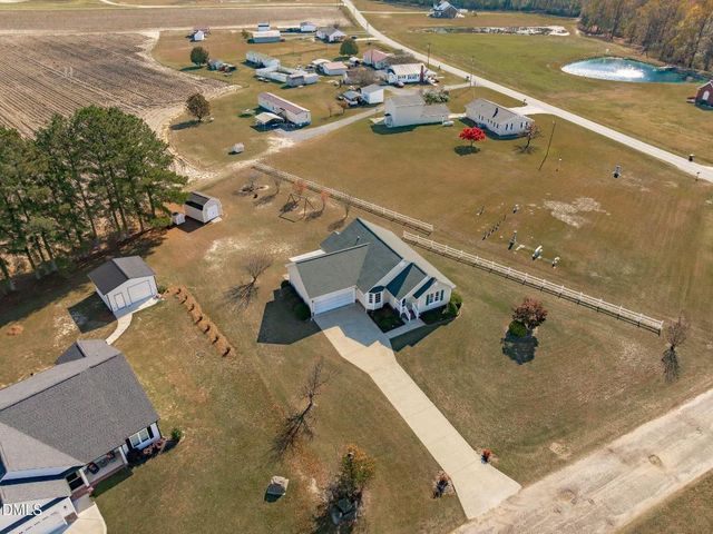 46 Budd Godwin Lane, Dunn, NC 28334