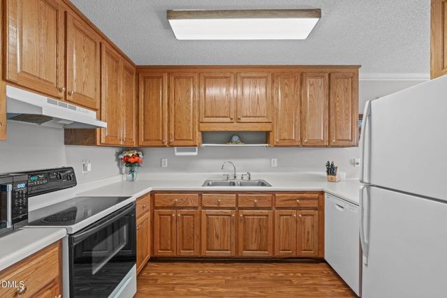 46 Budd Godwin Lane, Dunn, NC 28334