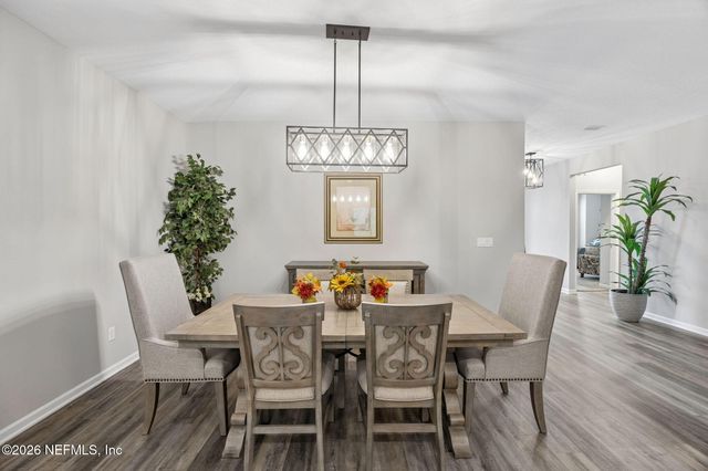 692 SYCAMORE Way, Orange Park, FL 32073