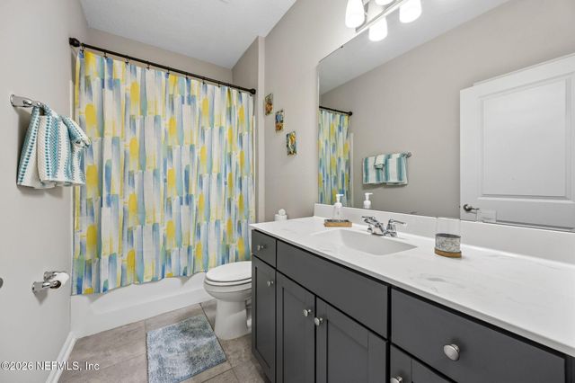 692 SYCAMORE Way, Orange Park, FL 32073