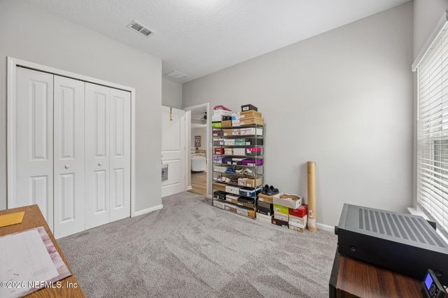 692 SYCAMORE Way, Orange Park, FL 32073