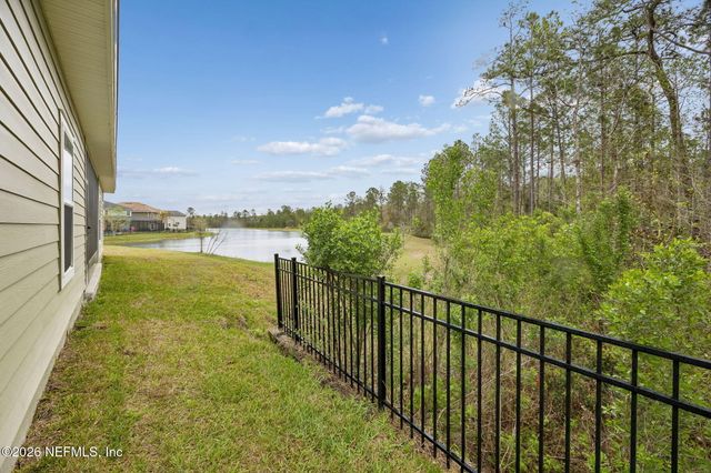 692 SYCAMORE Way, Orange Park, FL 32073