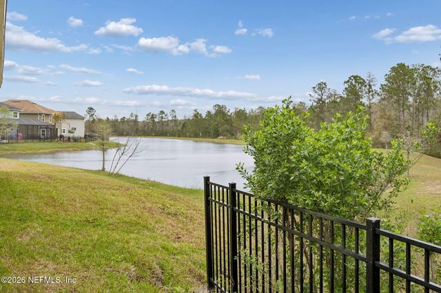 692 SYCAMORE Way, Orange Park, FL 32073