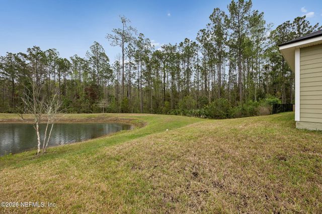 692 SYCAMORE Way, Orange Park, FL 32073