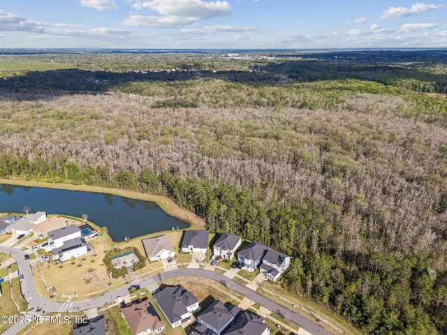 692 SYCAMORE Way, Orange Park, FL 32073