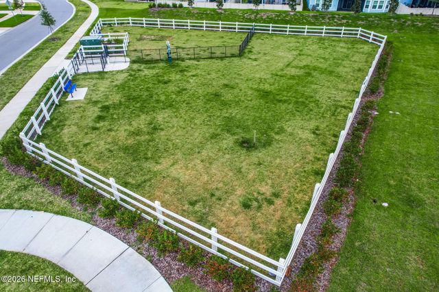 692 SYCAMORE Way, Orange Park, FL 32073