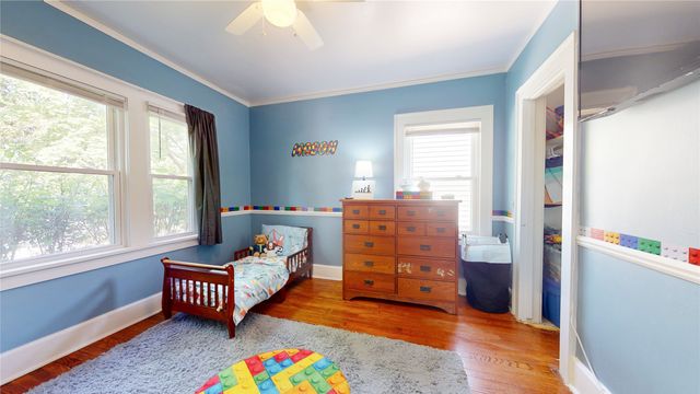 4045 11th Place, Des Moines, IA 50313