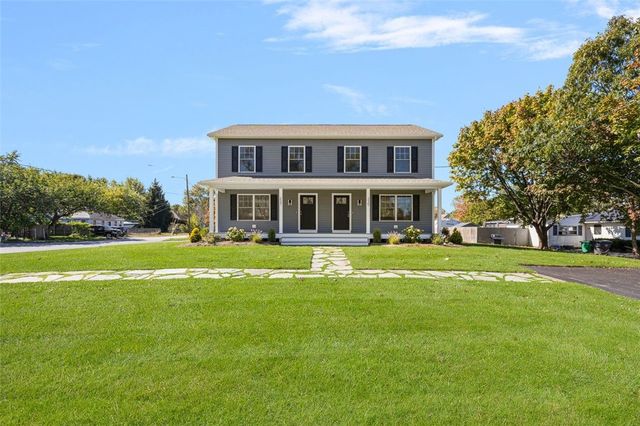 71 Pinehurst Avenue, Warwick, RI 02889