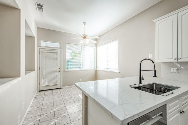 2140 W Rue St Michel, Fresno, CA 93711