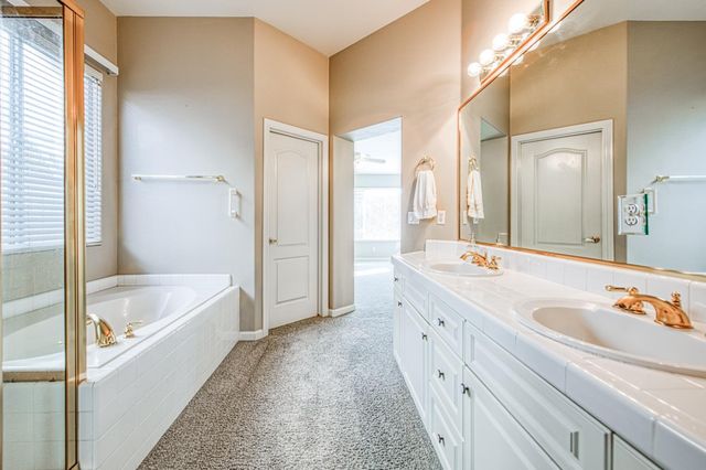 2140 W Rue St Michel, Fresno, CA 93711