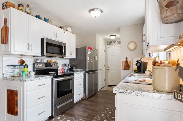 1625 Joel Dr, Columbia, TN 38401
