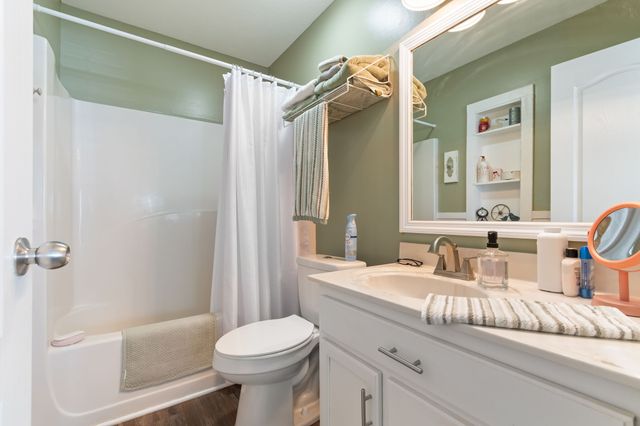 1625 Joel Dr, Columbia, TN 38401