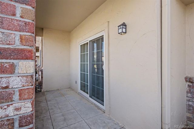 8671 E Dry Creek Road 711, Englewood, CO 80112