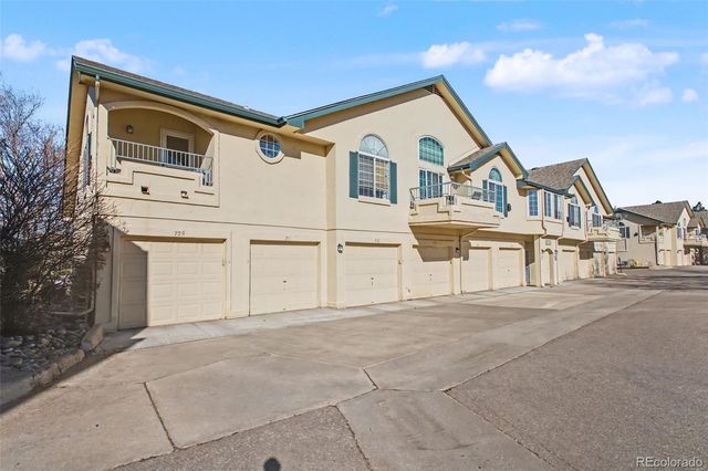 8671 E Dry Creek Road 711, Englewood, CO 80112