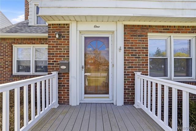1 Colvinhurst Drive, Tonawanda, NY 14223
