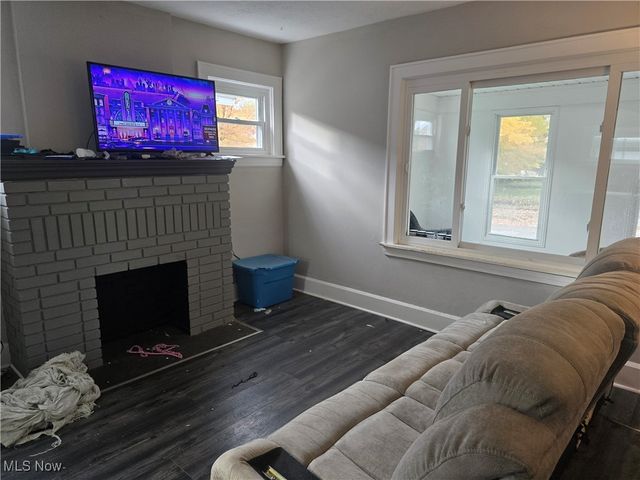 568 Stanton Avenue, Akron, OH 44301