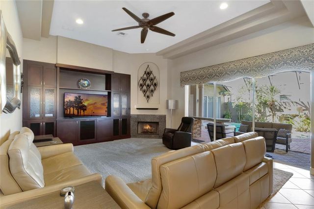 2442 HERITAGE GREEN AVENUE, Davenport, FL 33837
