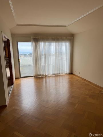 2155 32nd Avenue, San Francisco, CA 94116
