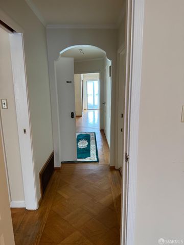 2155 32nd Avenue, San Francisco, CA 94116