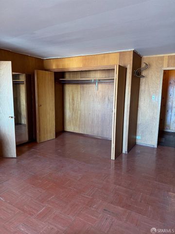 2155 32nd Avenue, San Francisco, CA 94116
