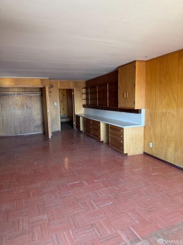 2155 32nd Avenue, San Francisco, CA 94116