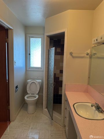 2155 32nd Avenue, San Francisco, CA 94116
