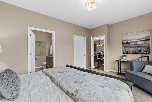 4131 Blakewood Drive, Shakopee, MN 55379