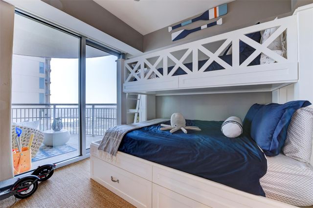 801 E Beach Drive BC1910, Galveston, TX 77550