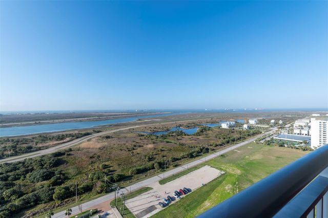 801 E Beach Drive BC1910, Galveston, TX 77550