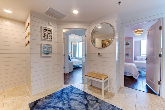 801 E Beach Drive BC1910, Galveston, TX 77550