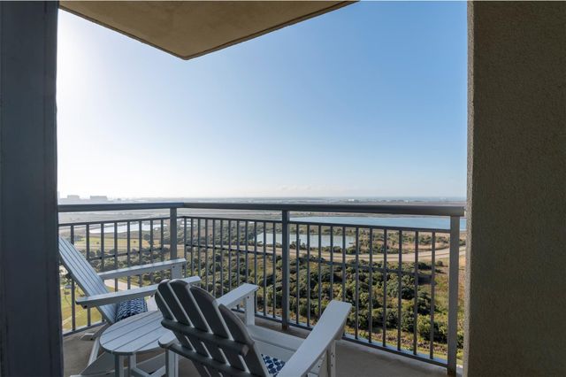 801 E Beach Drive BC1910, Galveston, TX 77550