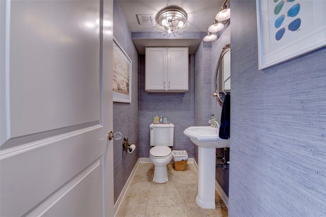 801 E Beach Drive BC1910, Galveston, TX 77550