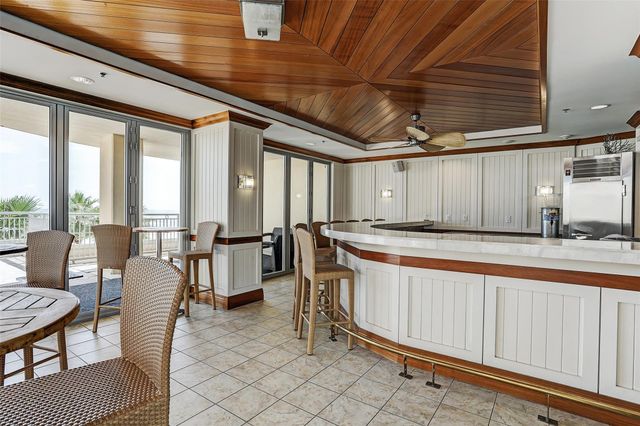 801 E Beach Drive BC1910, Galveston, TX 77550