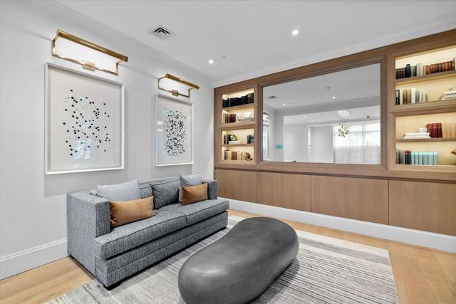 100 Shawmut 414, Boston, MA 02118