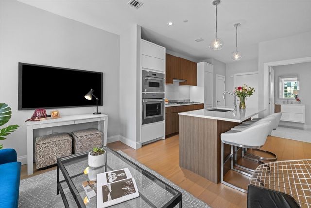 100 Shawmut 414, Boston, MA 02118