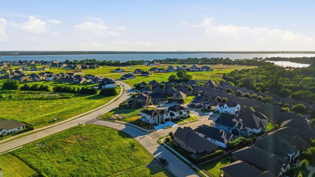 1429 Morris Crossing, Heath, TX 75126
