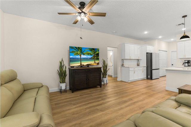 9225 103rd Court, Vero Beach, FL 32967