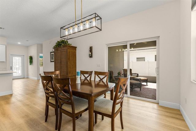 9225 103rd Court, Vero Beach, FL 32967