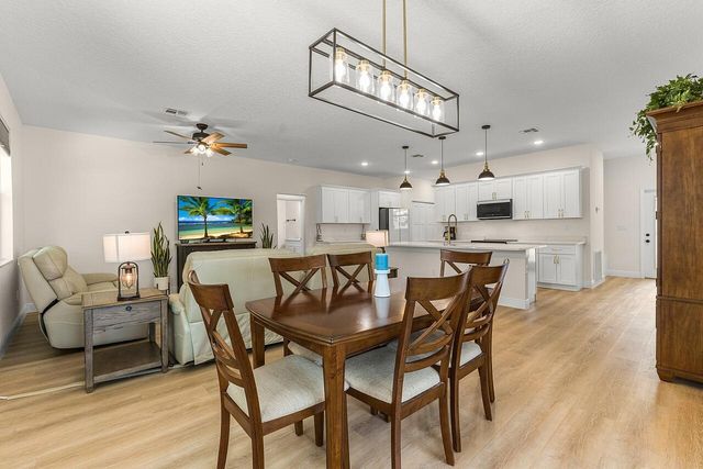 9225 103rd Court, Vero Beach, FL 32967