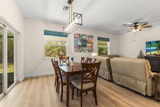 9225 103rd Court, Vero Beach, FL 32967